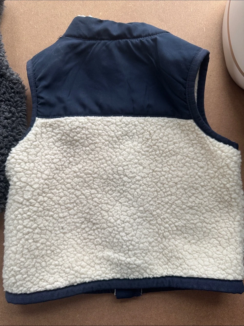 (2) Old Navy 12-18M - Kids Sherpa Vests- Navy and Cream + Grey. Smoke free home